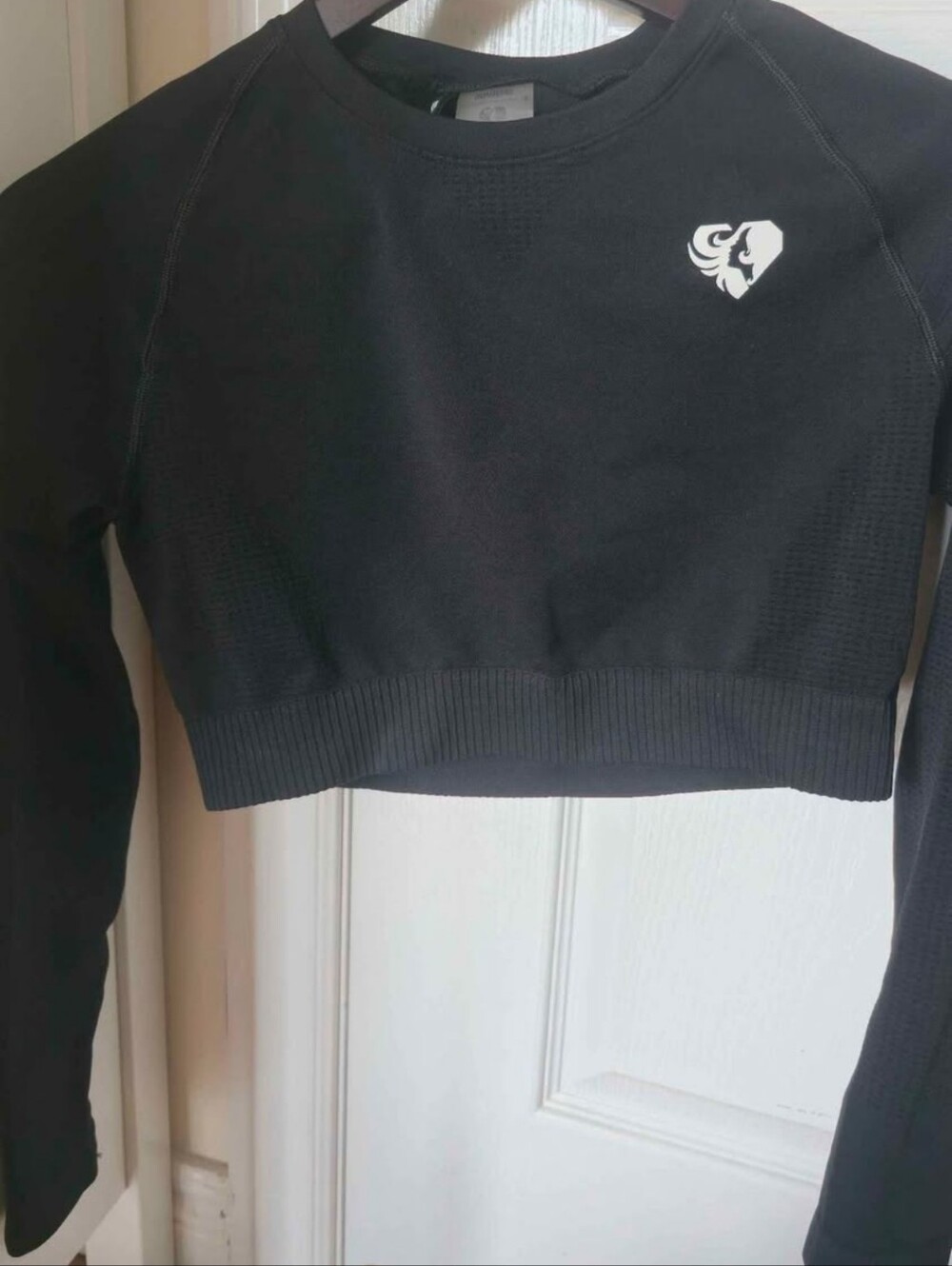 Womens Best sz Small - Cropped Work Out Top Amd Pants
